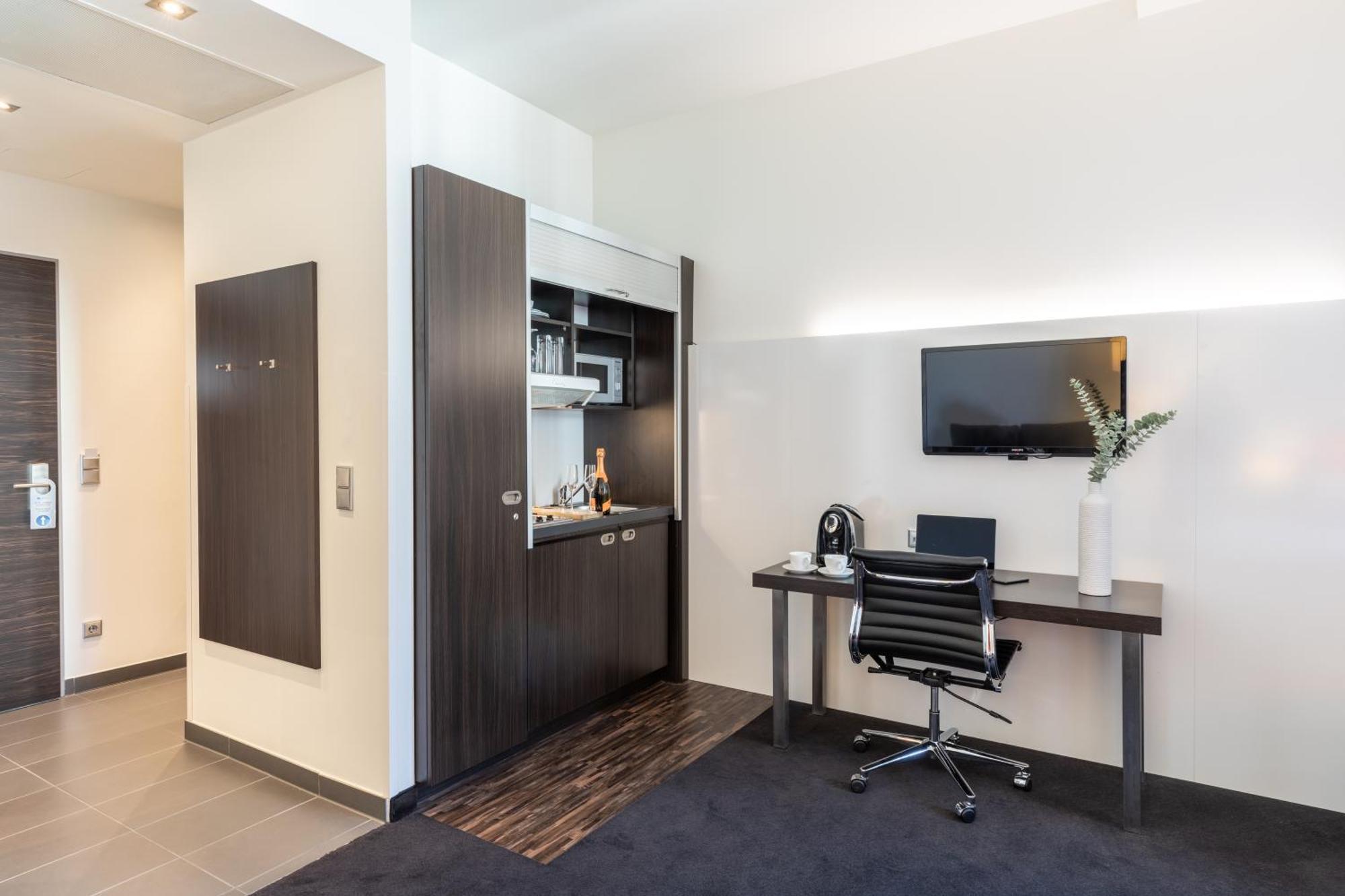 Garner - Mitte By Ihg 4* Berlín